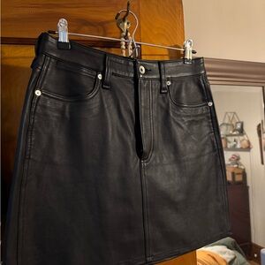 Black 100% lamb leather skirt